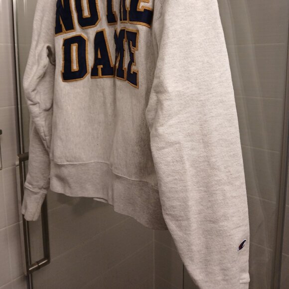 Vintage Champion Notre Dame Fighting Irish Sweatshirt - Picture 2 of 11